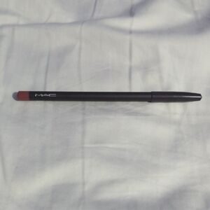 MAC Lip Liner Pencil in Whirl